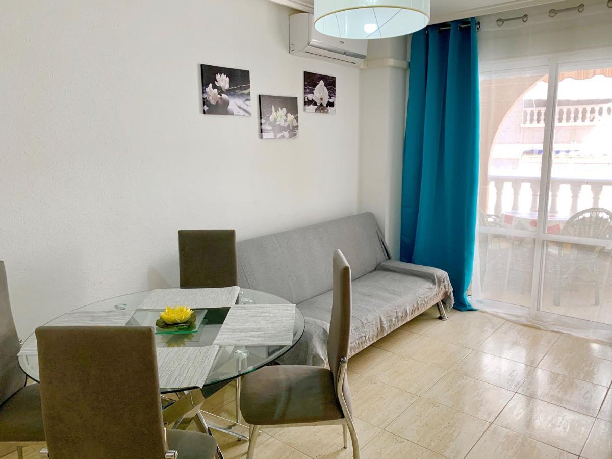 Apartamento Felix De La Fuente Torrevieja Exterior foto