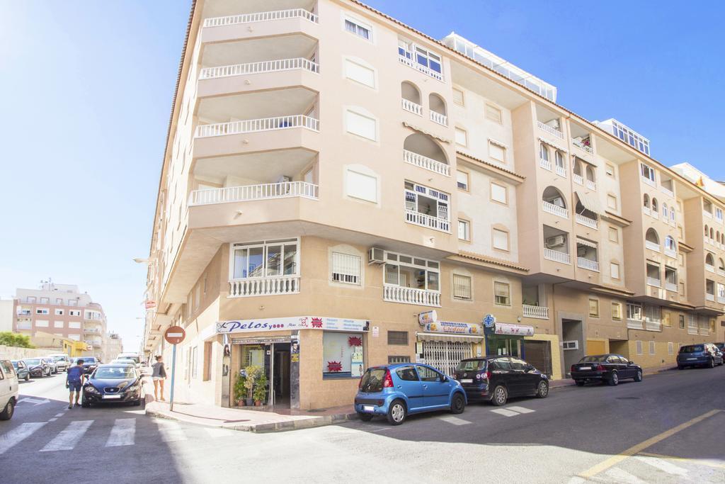 Apartamento Felix De La Fuente Torrevieja Exterior foto