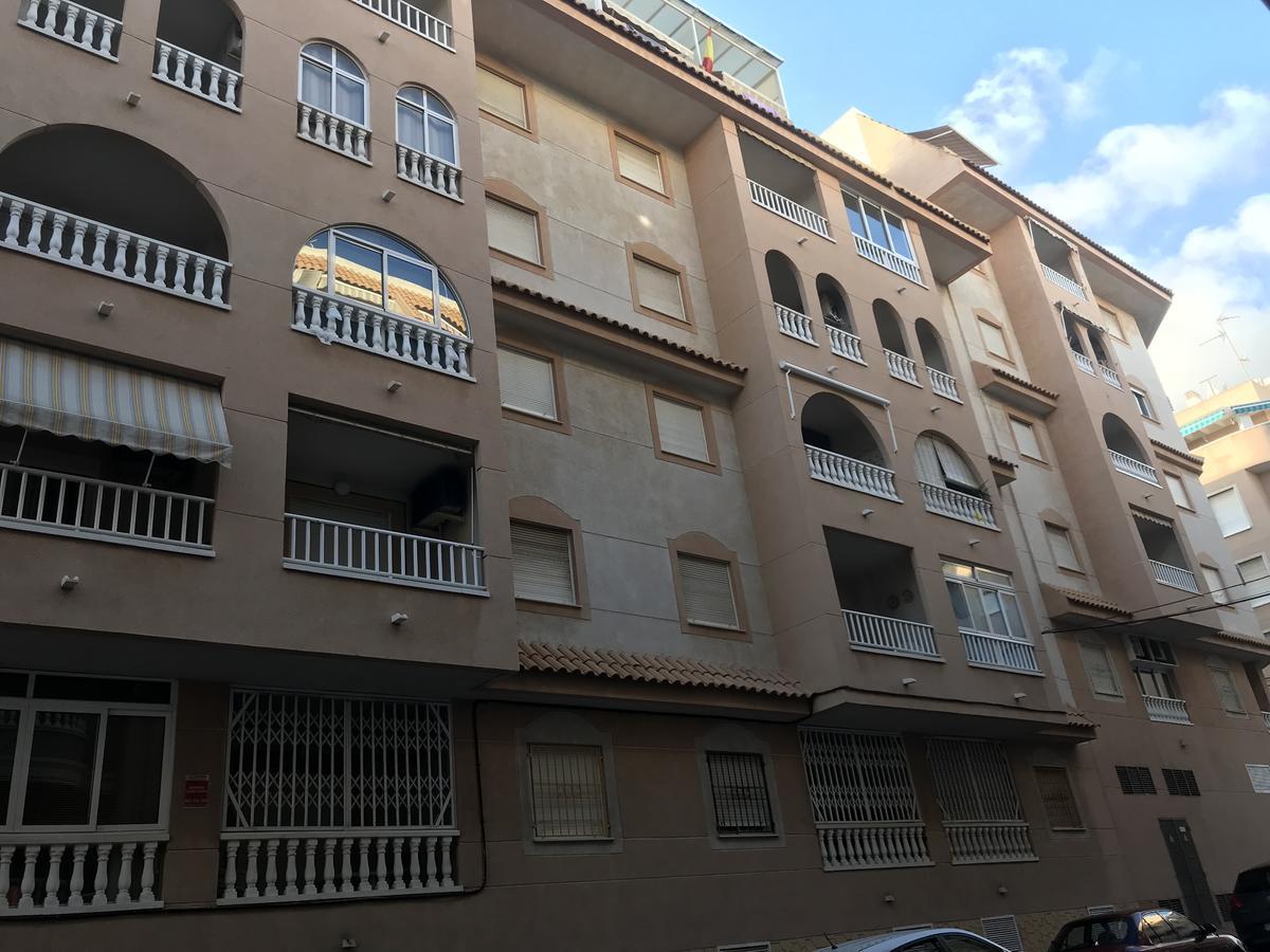 Apartamento Felix De La Fuente Torrevieja Exterior foto